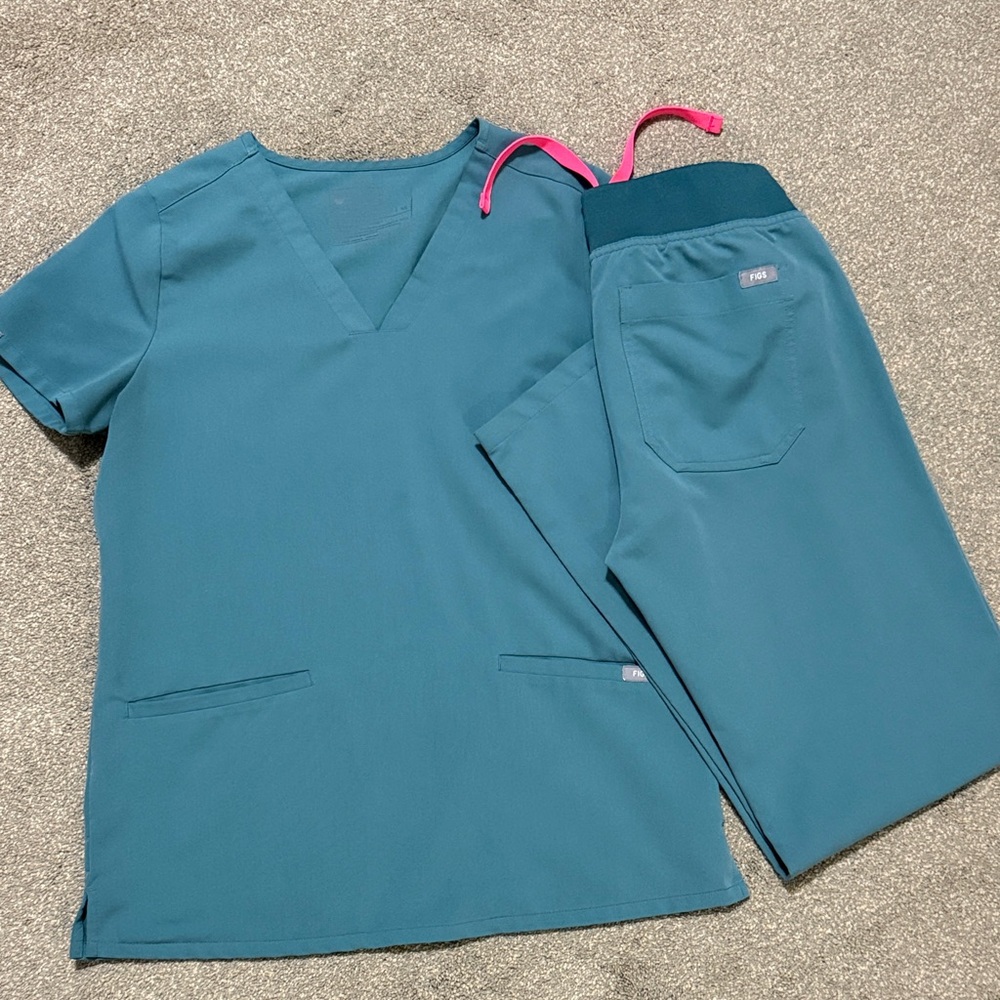 Figs Hydrogreen Scrubs